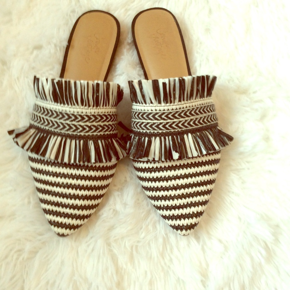 DSW Crown Vintage Black and White Mules